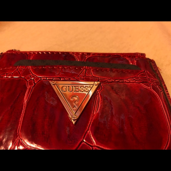Brand New Guess Wallet - Picture 4 of 8